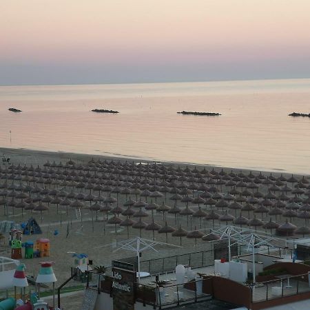 Hotel Palmarosa Roseto Degli Abruzzi Buitenkant foto