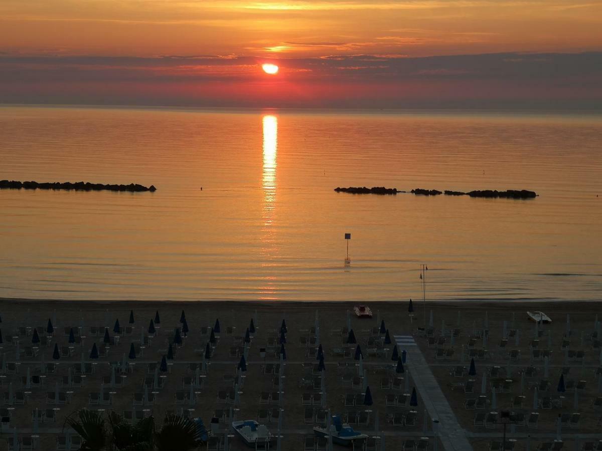 Hotel Palmarosa Roseto Degli Abruzzi Buitenkant foto