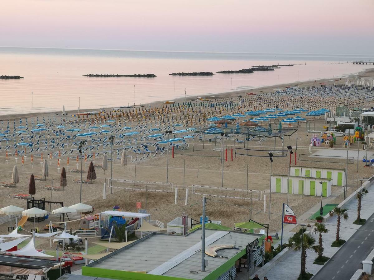 Hotel Palmarosa Roseto Degli Abruzzi Buitenkant foto